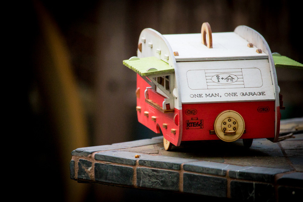 Amusing Vintage Camper Birdhouses By Marcus Williams And Sj Stone 7
