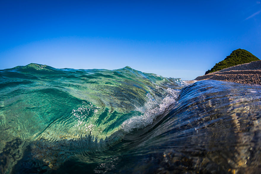 Australian Photographer Matt Burgess Has Spent The Last Six Years Capturing Stunning Photographs Of The Ocean 31