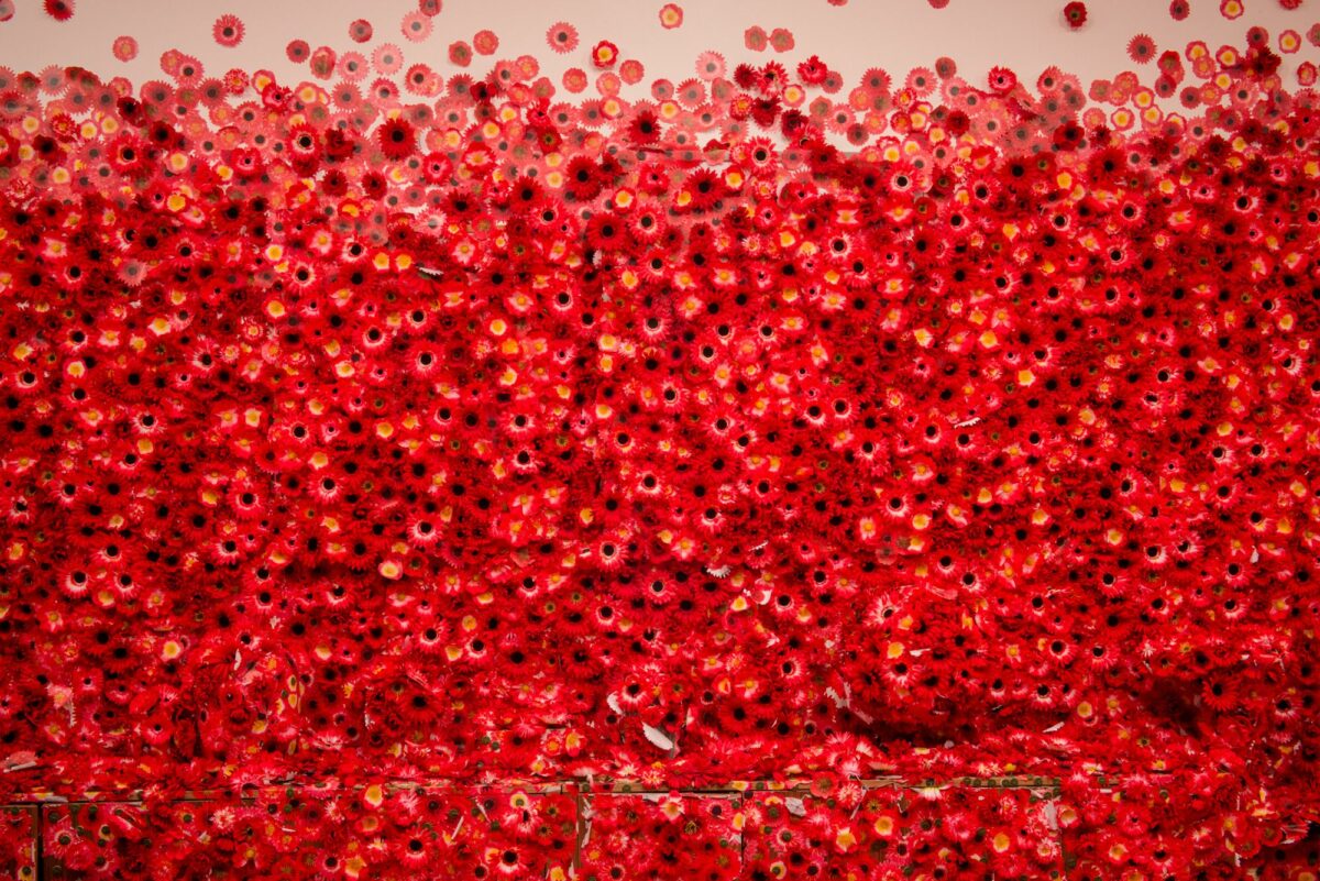Flower Obsession A Marvelous Installation By Yayoi Kusama 3