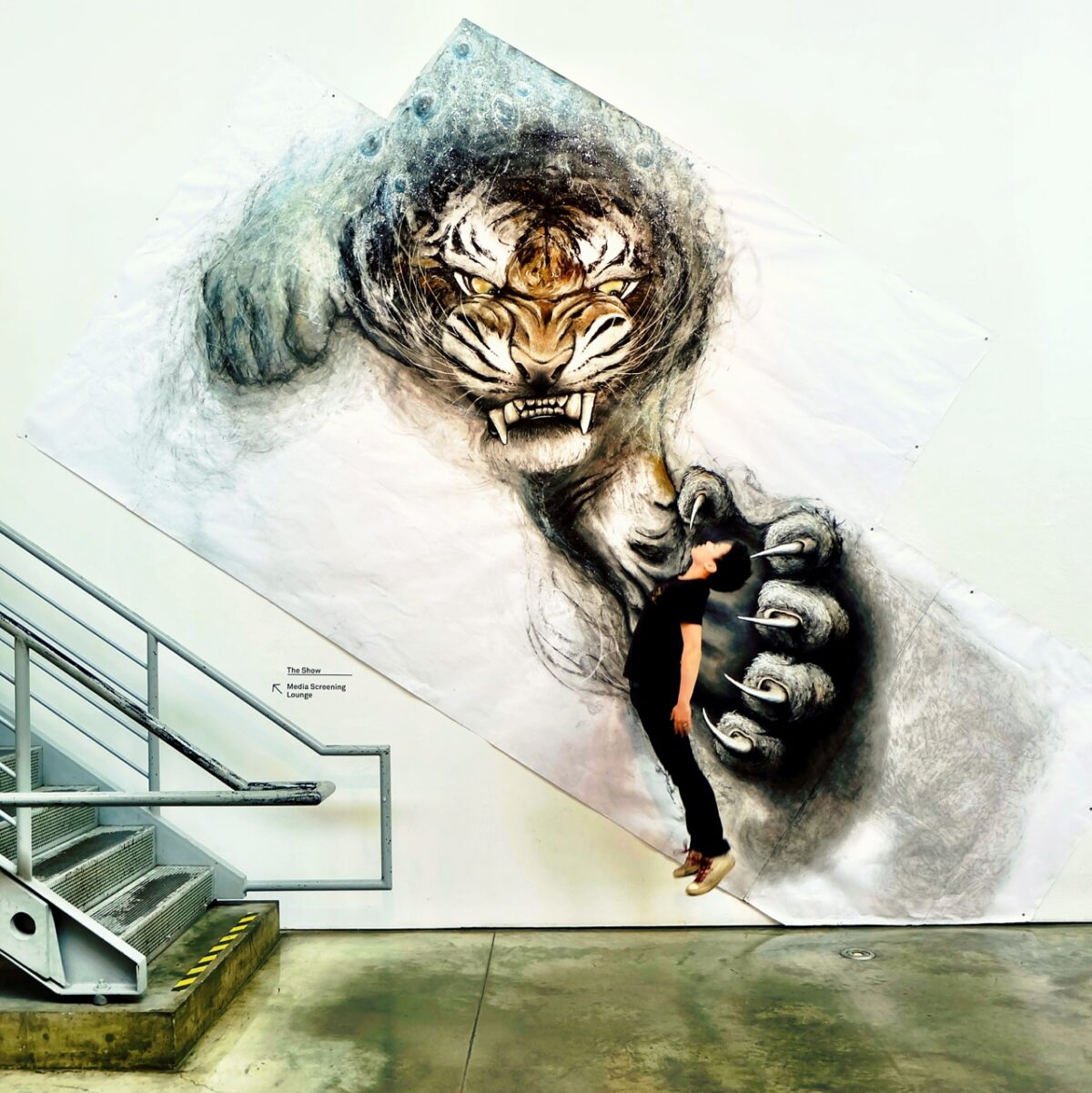 Striking 3d Animal Murals In Large Scale By Fiona Tang 2