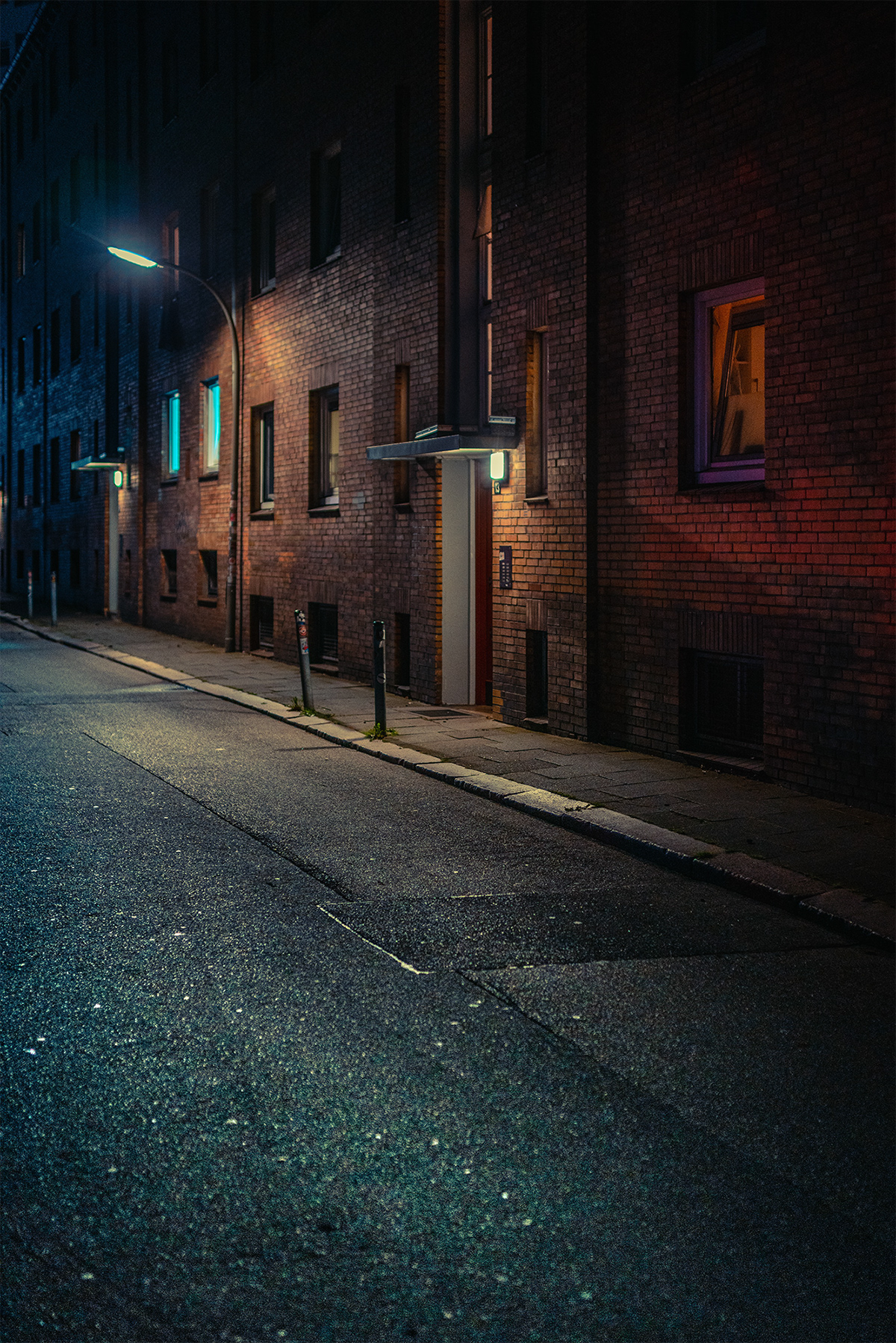 After Hours A Captivating Night Street Photography Series By Mark Broyer 22