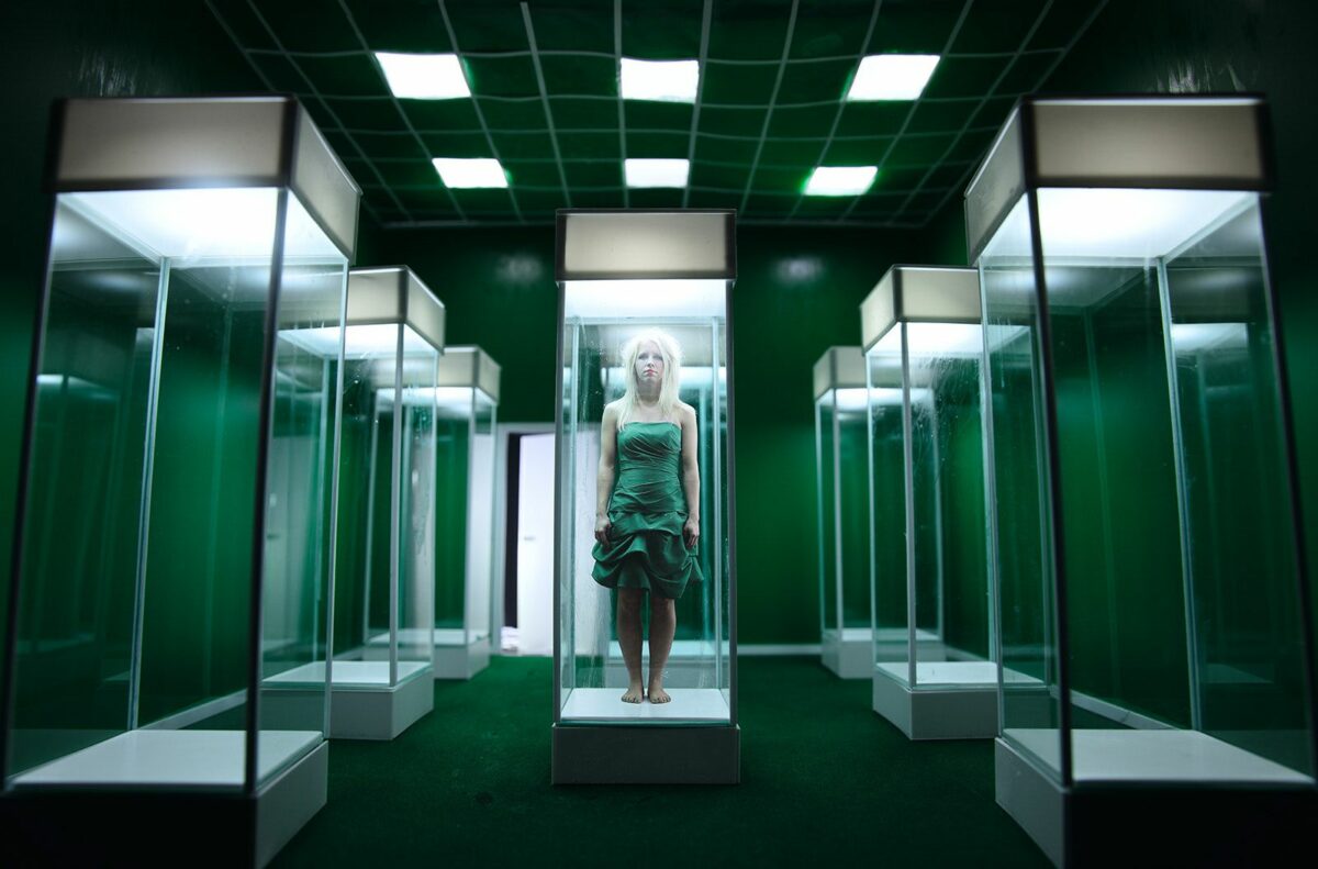 Cubes A Fascinating Staged Photography Series That Portrays The Stereotypical Human Universes By Seb Agnew 8