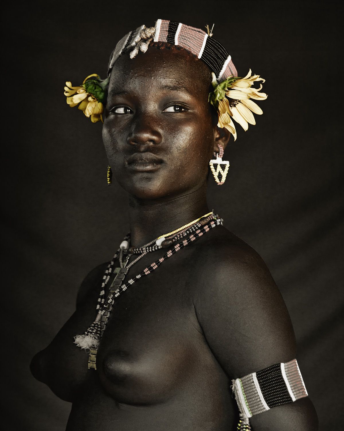 People And Places Marvelous Portraits Of Endangered Cultures By Jimmy Nelson 13