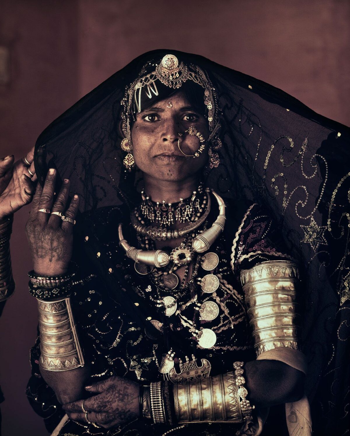 People And Places Marvelous Portraits Of Endangered Cultures By Jimmy Nelson 5