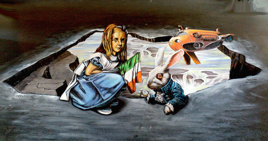 The Impressive Anamorphic Street Painting Of Vera Bugati 6