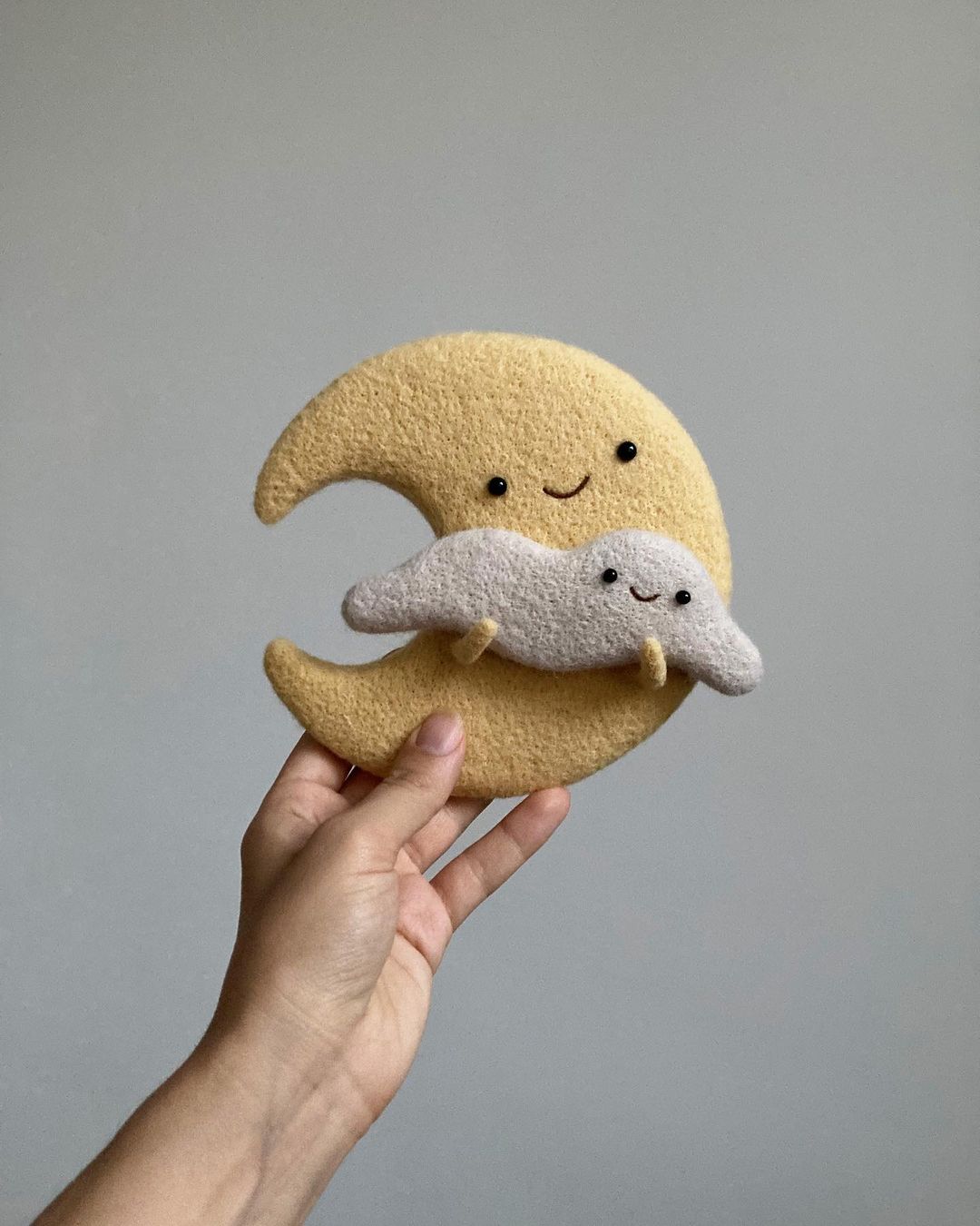 Adorable Needle Felted Sculptures By Manooni 5