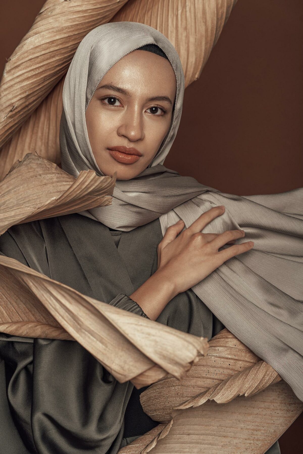 Project Puan A Gorgeous And Delicate Portrait Series On Indonesian Women By Nicoline Patricia Malina 2