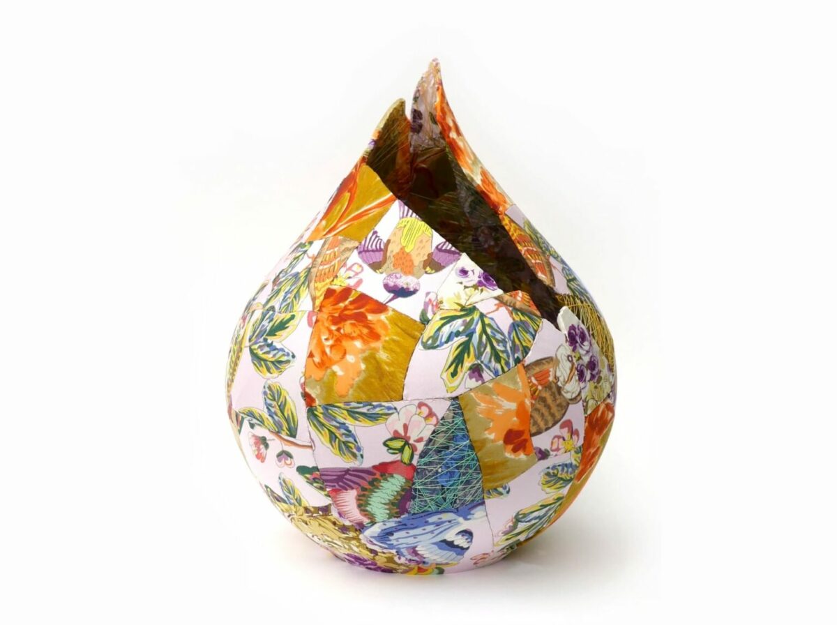 Shattered Vases And Bowls Revitalized With Vintage Patterned Fabrics By Zoe Hillyard 1