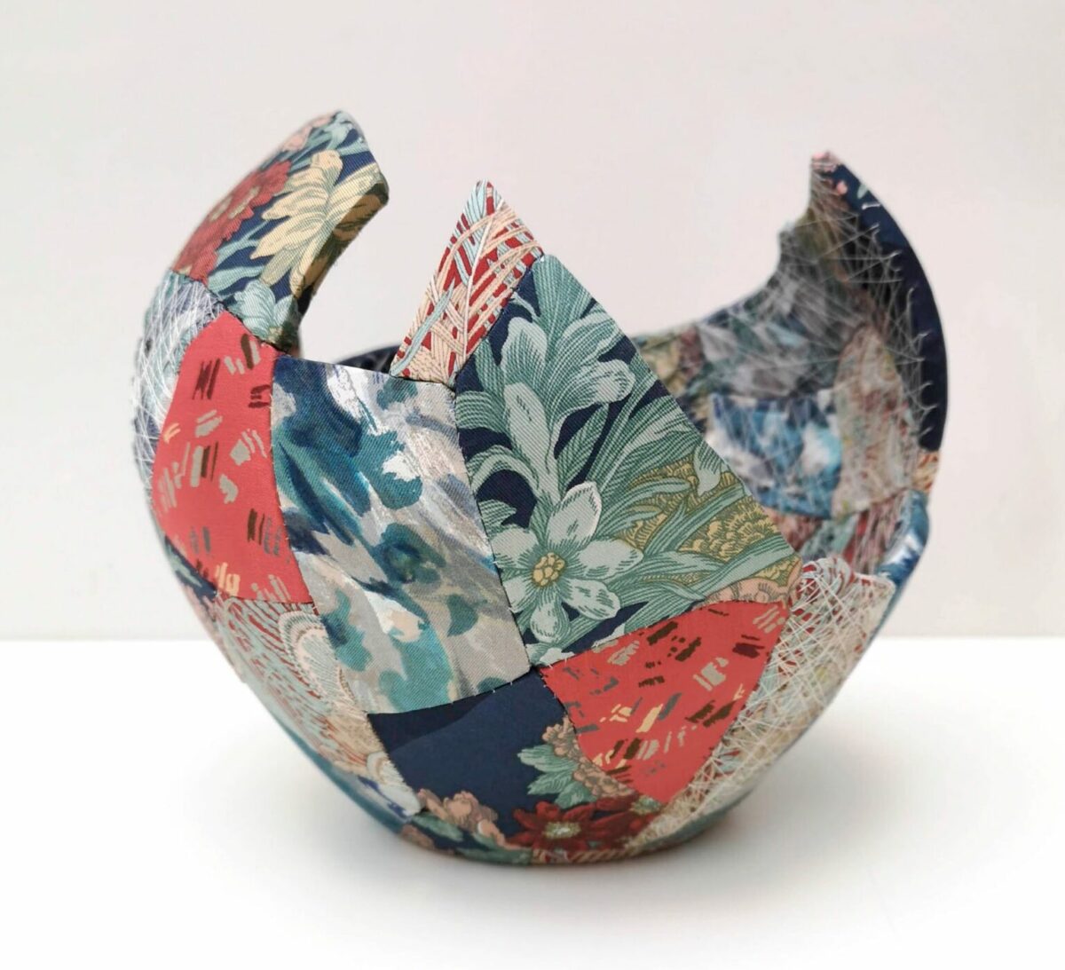 Shattered Vases And Bowls Revitalized With Vintage Patterned Fabrics By Zoe Hillyard 7