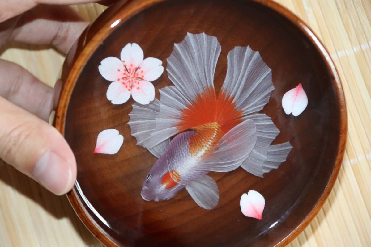 Gorgeous And Detailed 3d Paintings Of Fish In Resin By Feif Dong 3