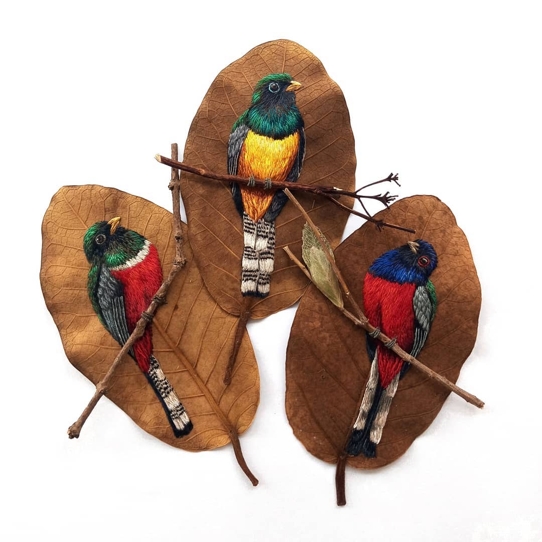 Gorgeous Figures Embroidered On Leaves By Laura Dalla Vecchia 24