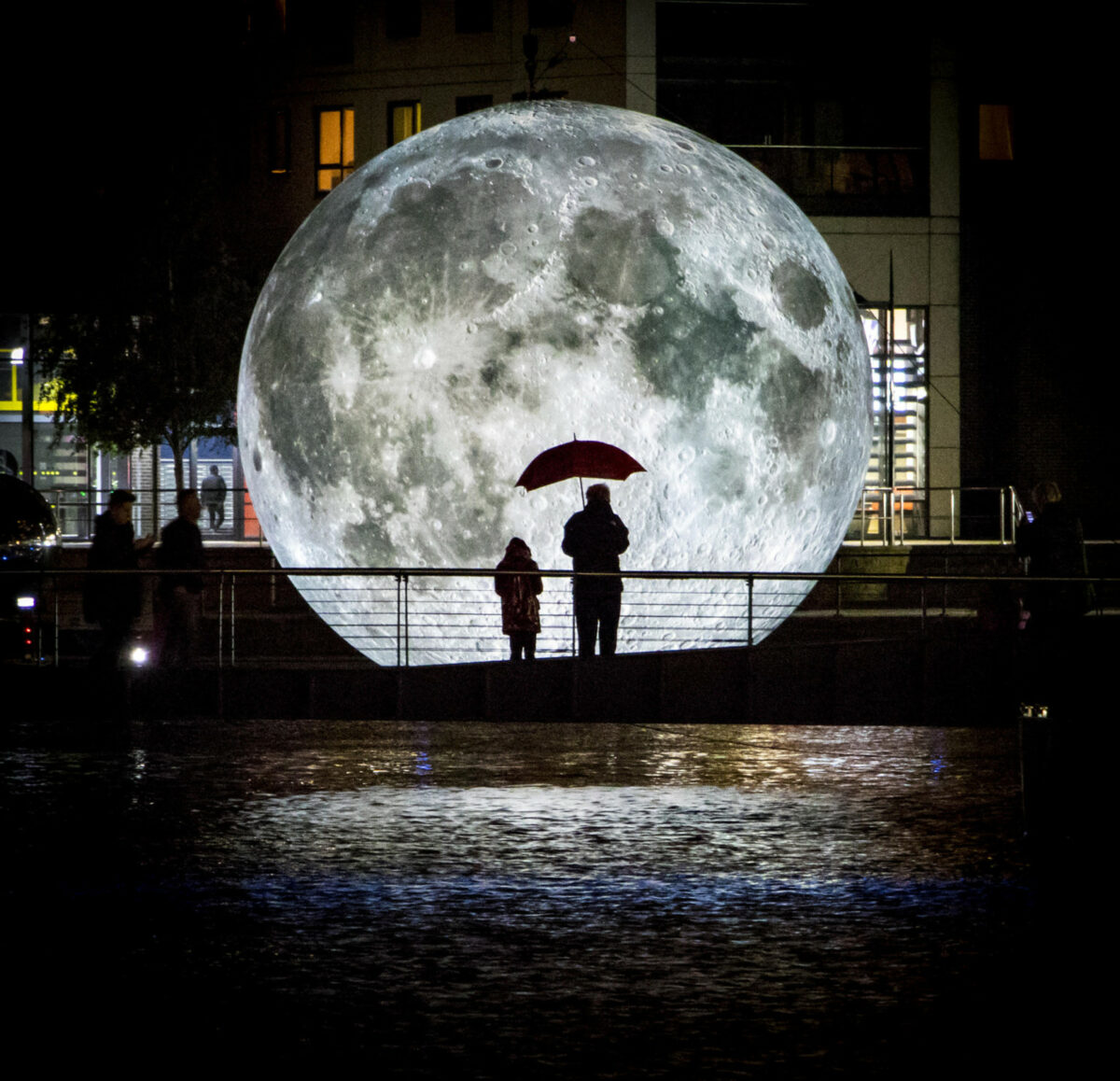 Museum Of The Moon Perfect Large Scale Replicas Of Our Natural Satellite By Luke Jerram 3