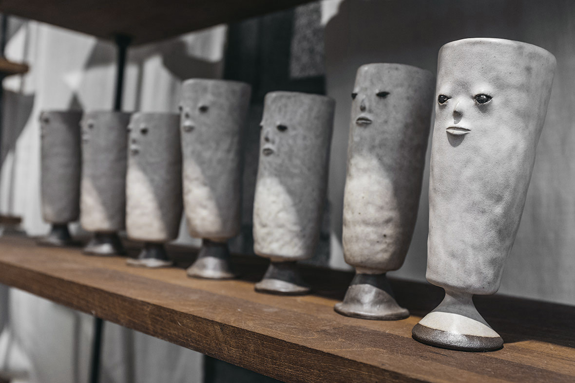 Emotive Little Faces Emerging From Minimalist Ceramics By Fan Yanting 5