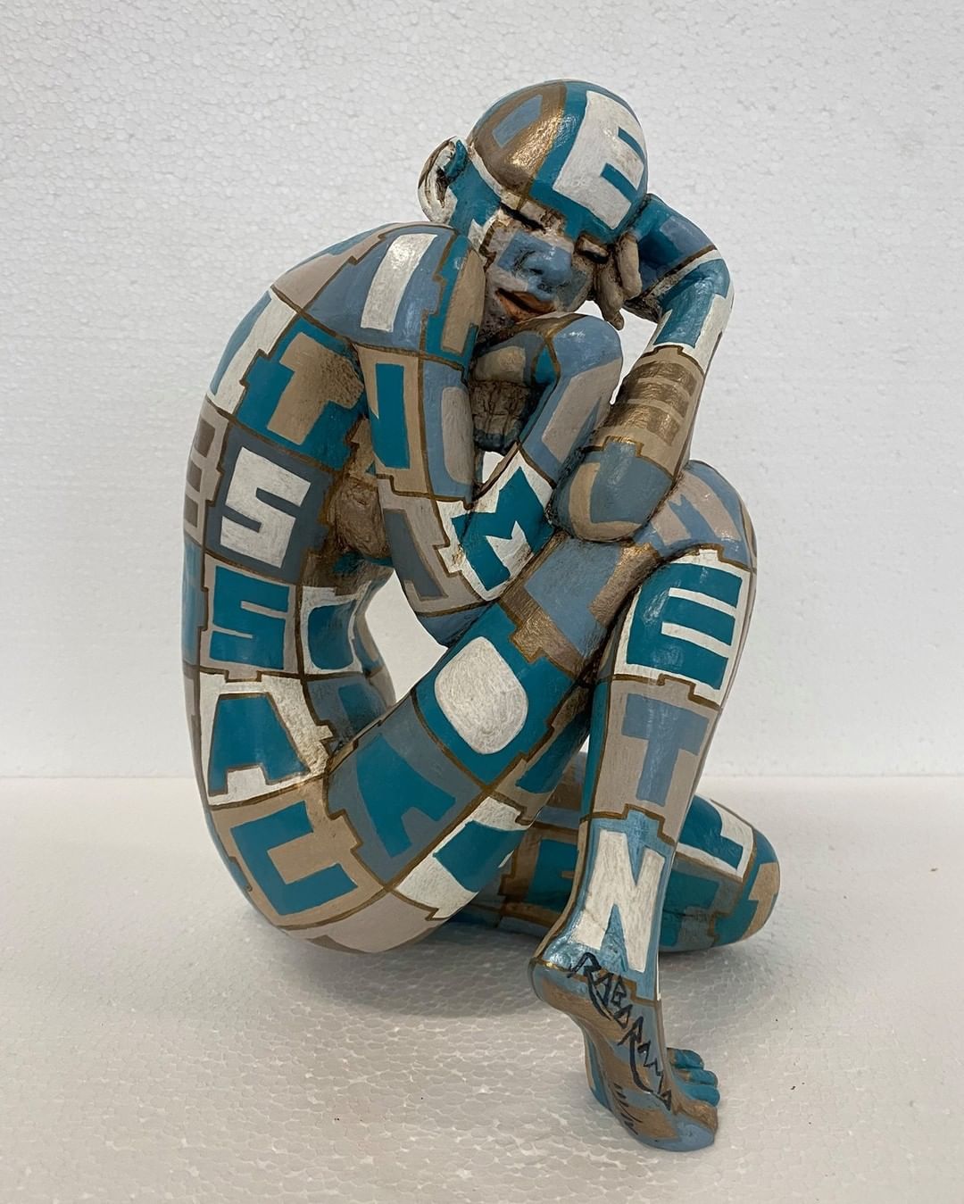 Expressive Figurative Sculptures Gorgeously Covered By Colorful Patterns By Paola Epifani Rabarama 18