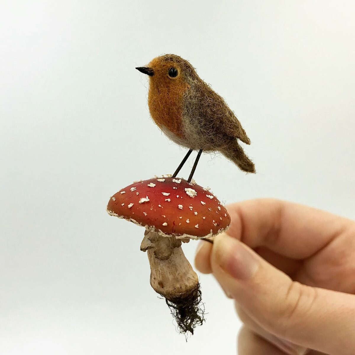 Felted Wildlife Gorgeous Miniature Animal Sculptures By Simon Brown And Katie Corrigan 10