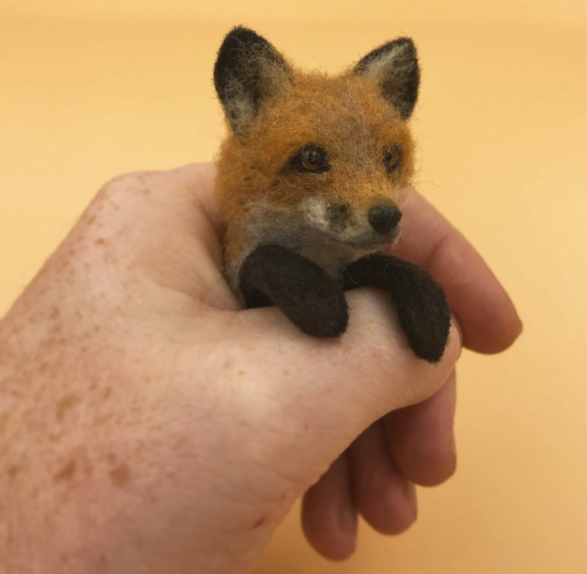 Felted Wildlife Gorgeous Miniature Animal Sculptures By Simon Brown And Katie Corrigan 4