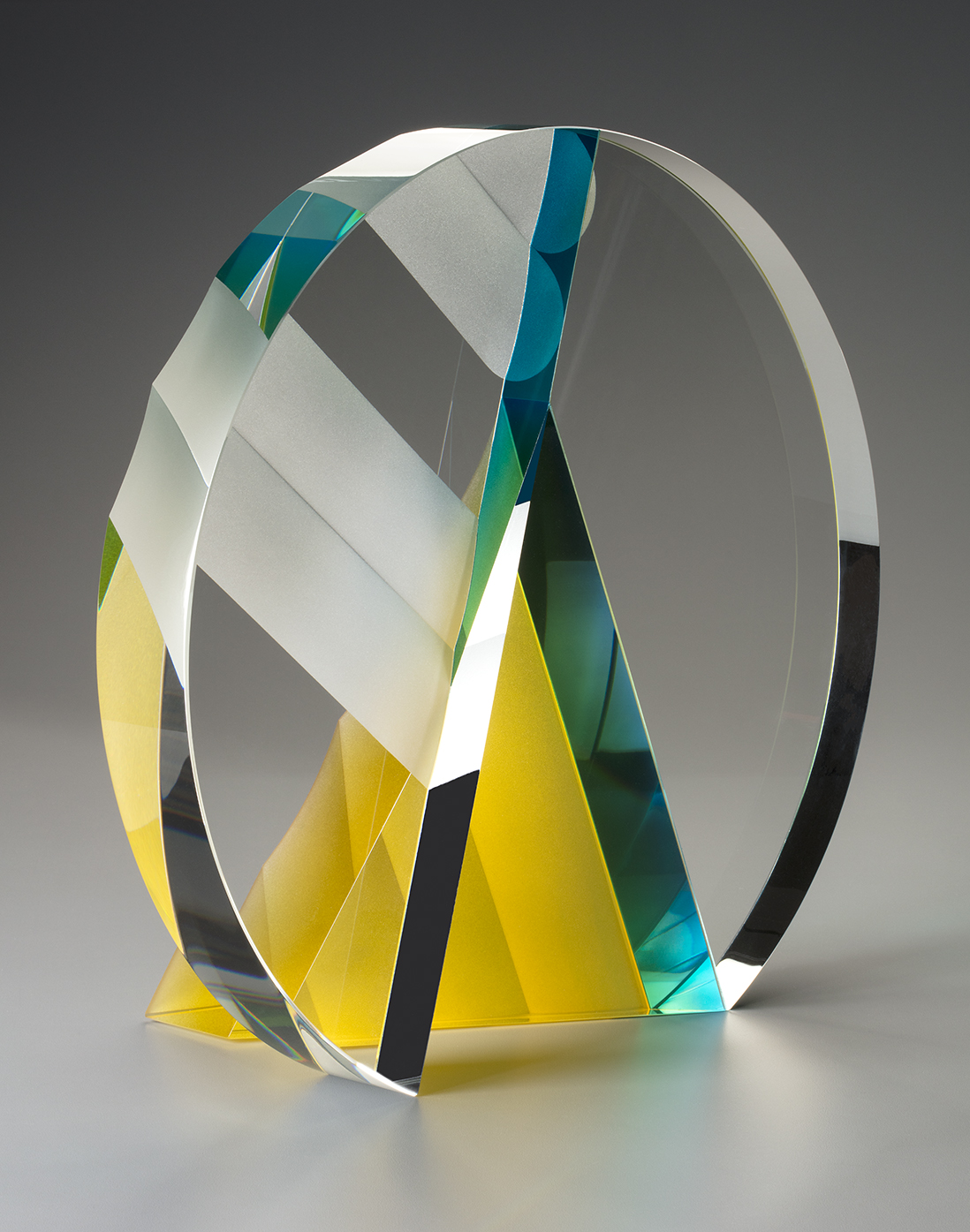 Mesmerizing abstract glass sculptures by Martin Rosol
