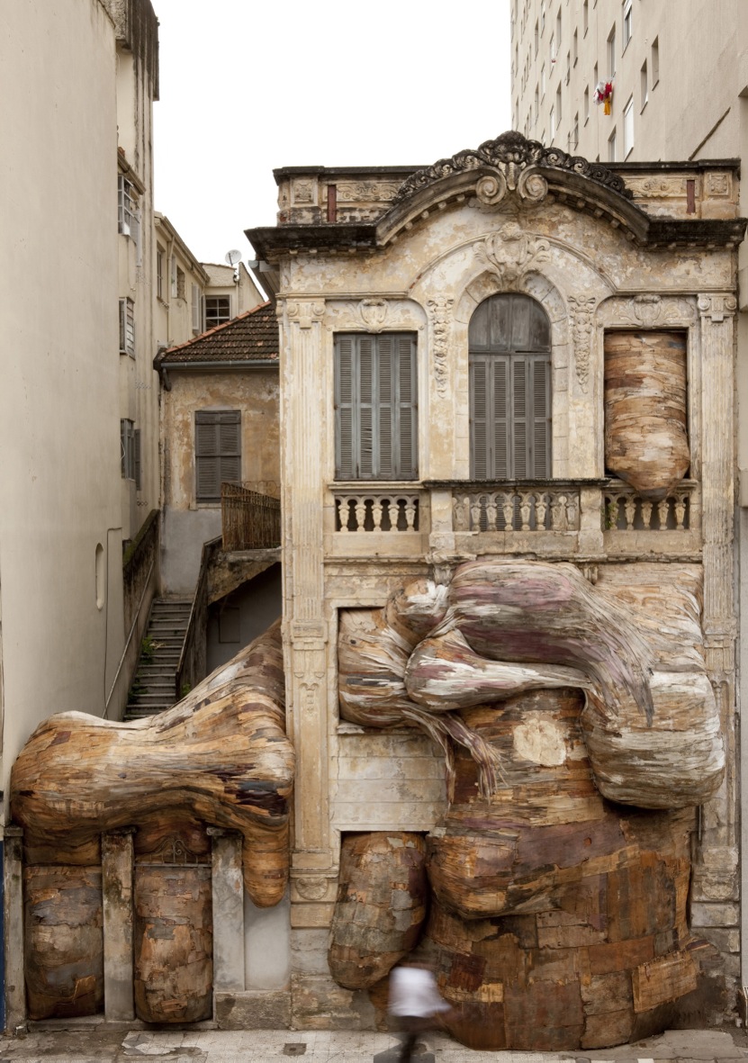 Monumental Root And Tree Trunk Like Installations By Henrique Oliveira 16