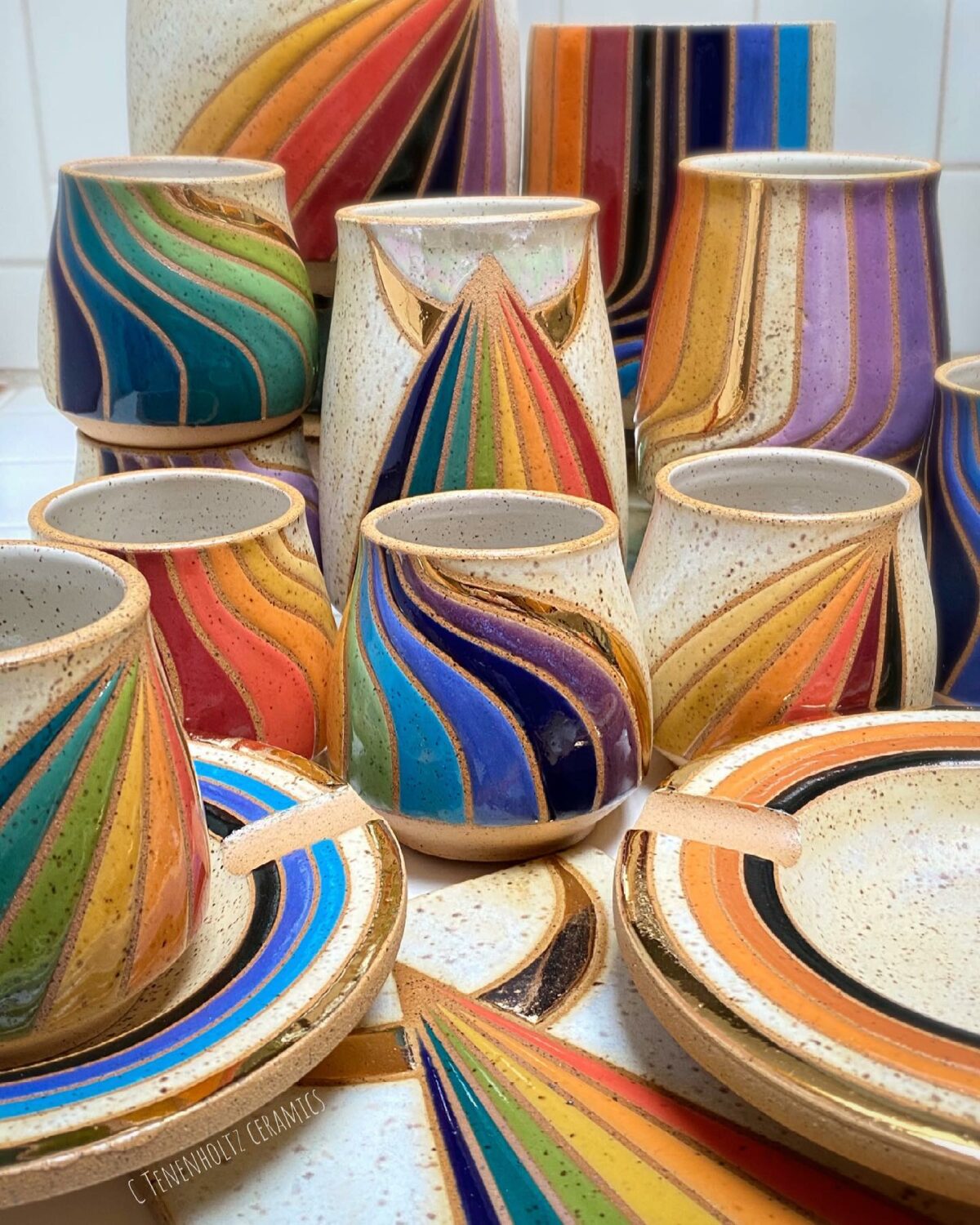 Rainbow Ceramics Gorgeous Multicolored Ceramic Pieces By Christine Tenenholtz (6)
