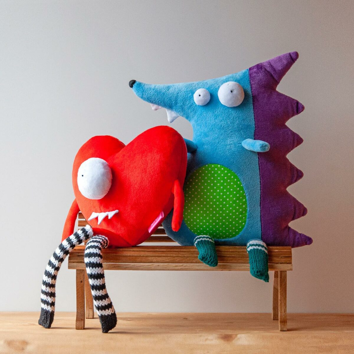 Colorful Handmade Toys Of Quirky Creatures By Lidiya Marinchuk (10)