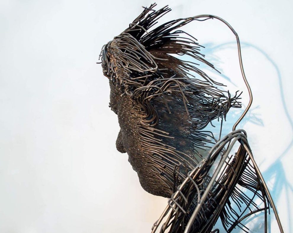 Extraordinary Sculptures Made From Industrial Metal Wires By Darius Hulea (3)