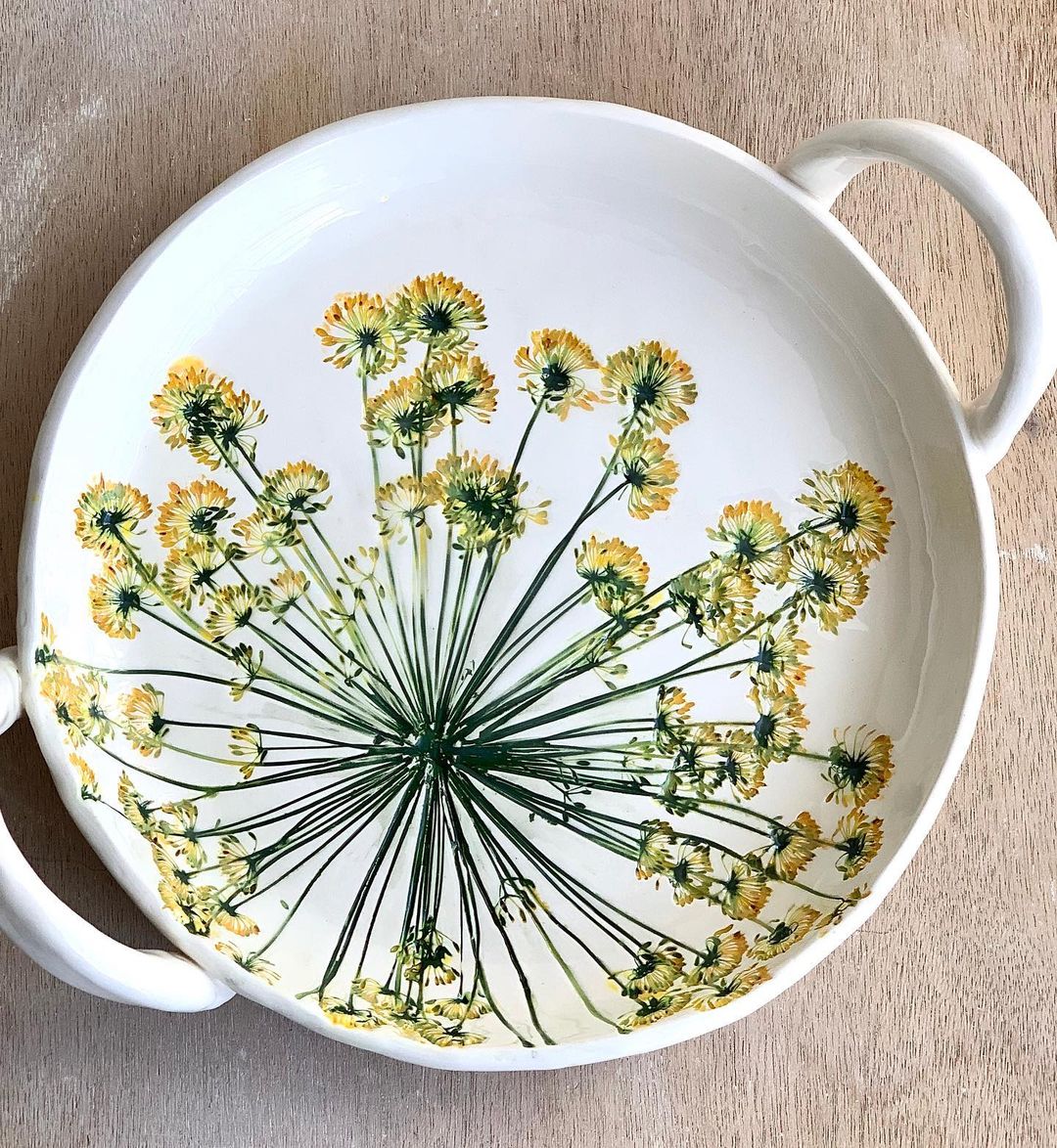 Gorgeous Ceramics Decorated With Botanical Motifs By Hessa Al Ajmani (7)