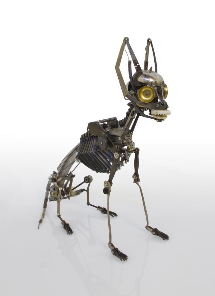 Incredible Animal Sculptures Made From Vintage Typewriters By Jeremy Mayer (10)