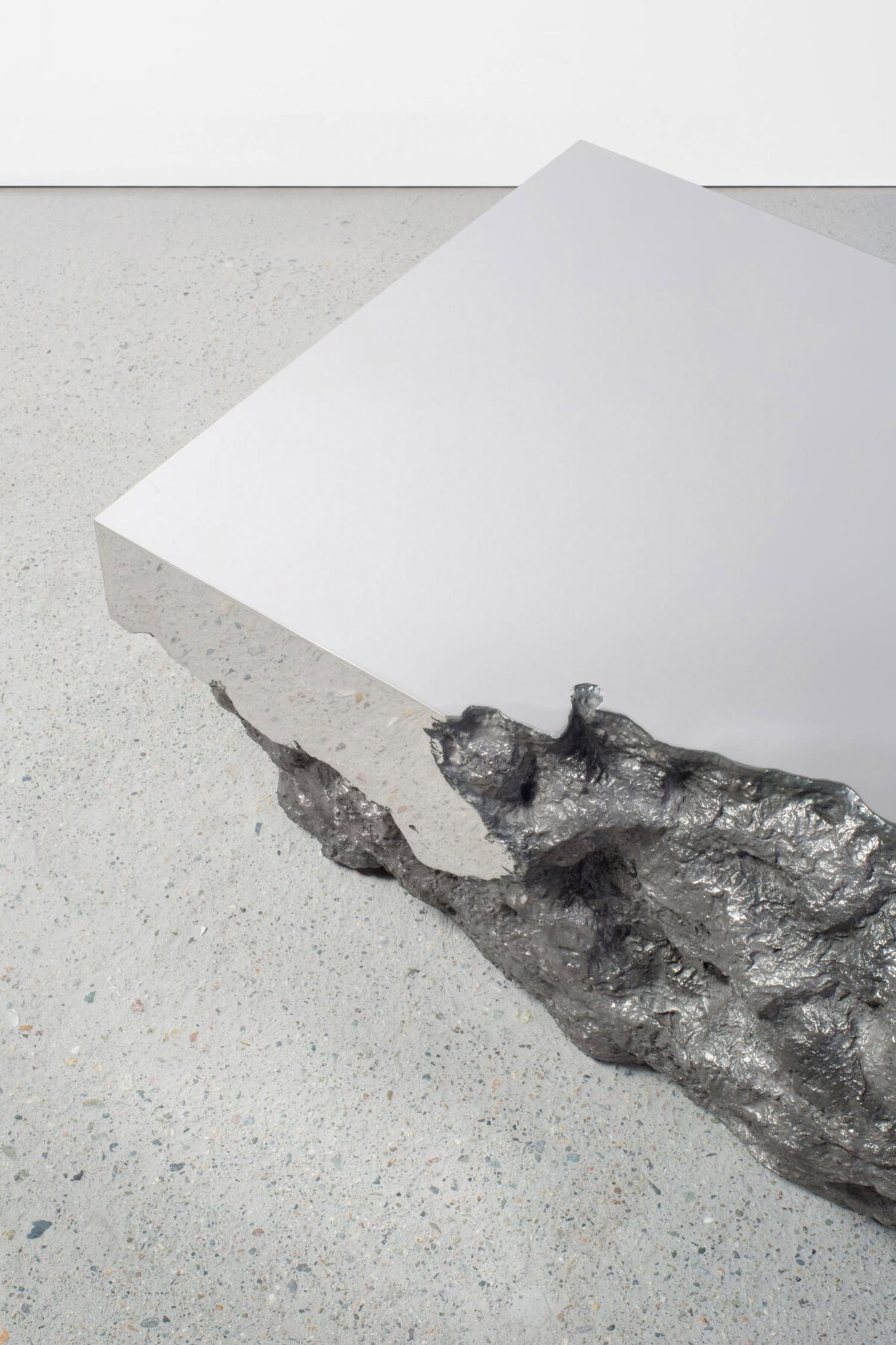 Monoliths Intriguing Sculptural Pieces Of Furniture By Hongjie Yang (12)