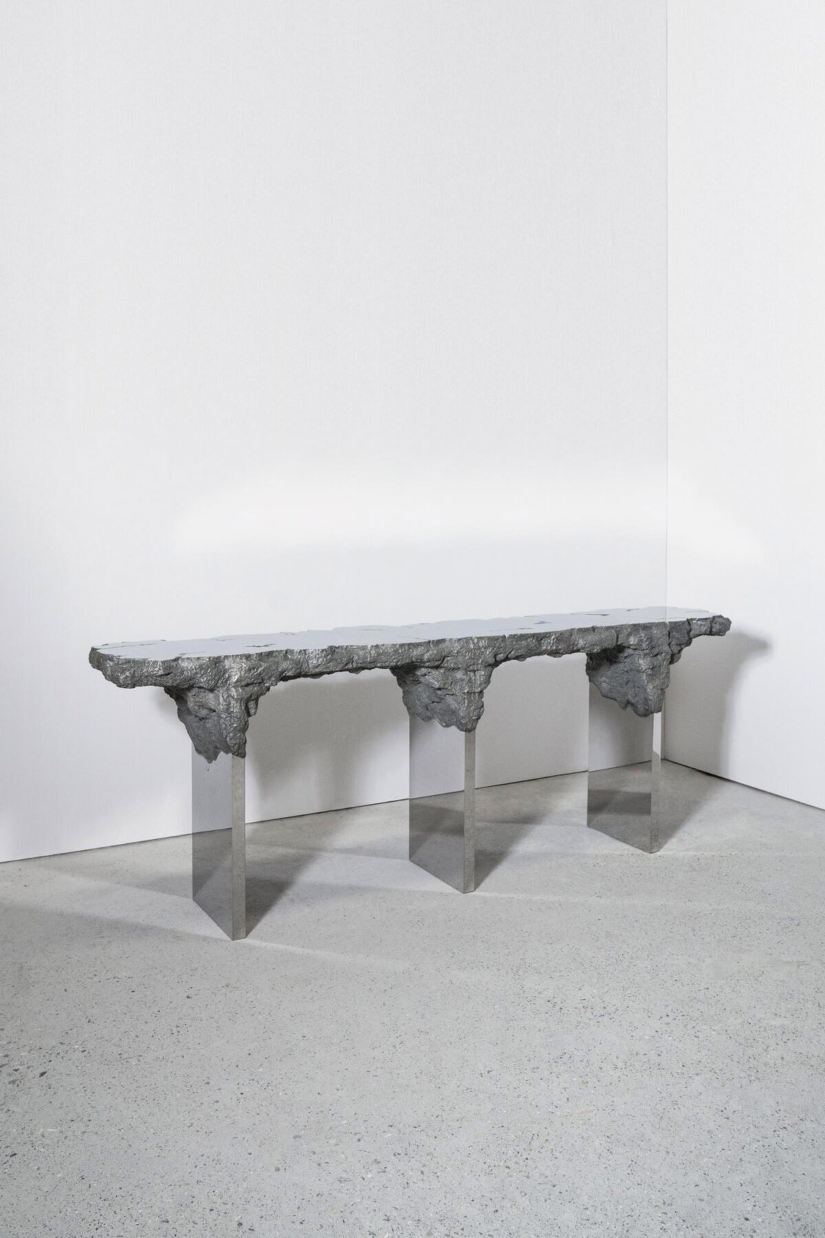 Monoliths Intriguing Sculptural Pieces Of Furniture By Hongjie Yang (18)