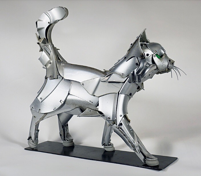 Old Hubcaps Transformed Into Incredible Animal Sculptures By Ptolemy Elrington (24)
