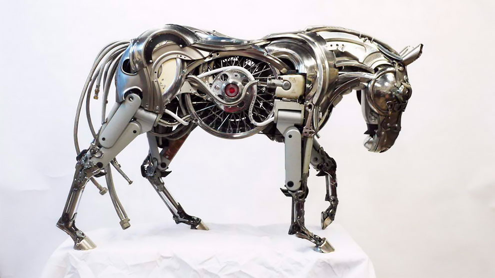 Old Hubcaps Transformed Into Incredible Animal Sculptures By Ptolemy Elrington (7)