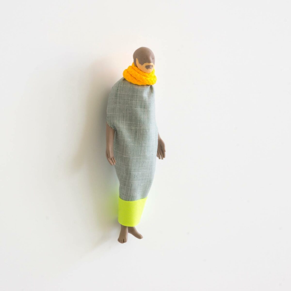 Peculiar Figure Sculptures In Vivid Colors By Frode Bolhuis (11)