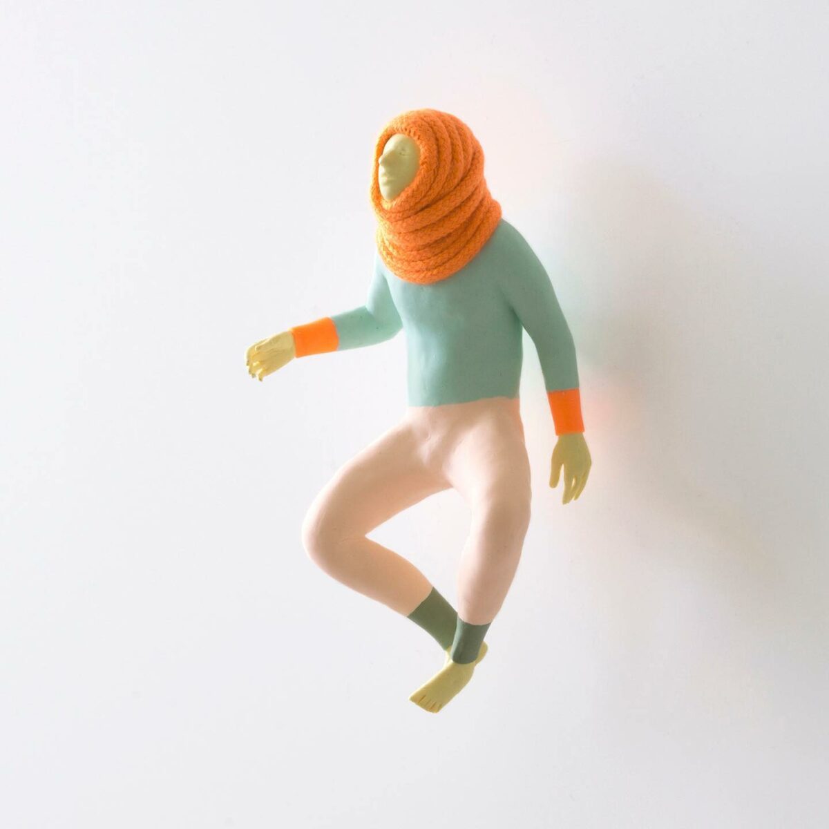 Peculiar Figure Sculptures In Vivid Colors By Frode Bolhuis (4)