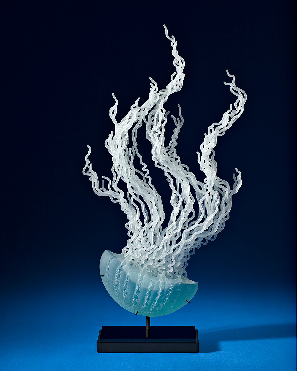 Sublime Glass Sculptures Inspired By Waves And Sea Creatures By K. William Lequier (8)