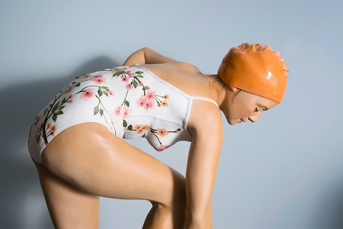 Amazingly Realistic Swimmer Sculptures By Carole A. Feuerman (6)