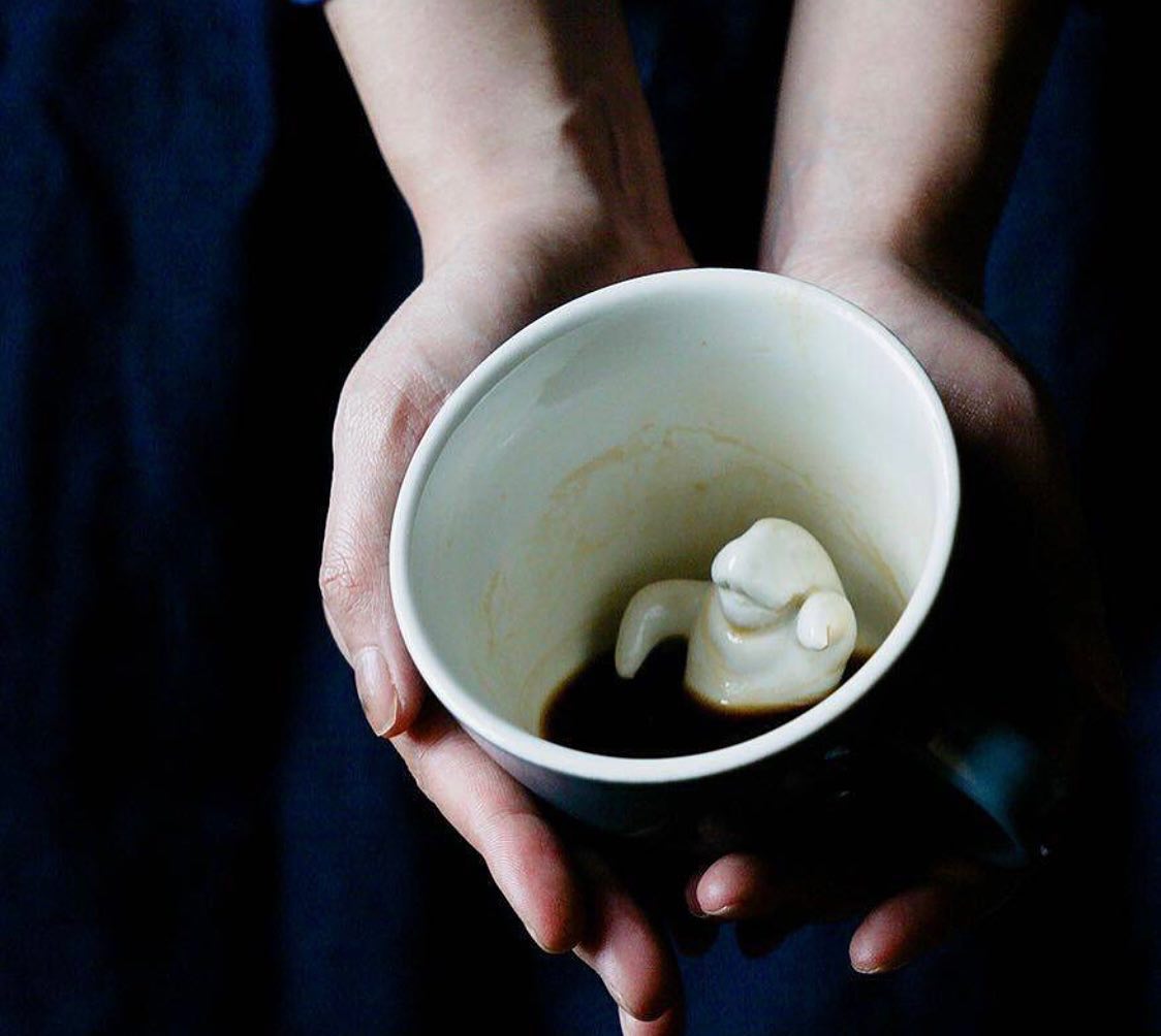 Creature Cups Wildlife Surprise In Coffee Cups By Yumi Yumi (6)