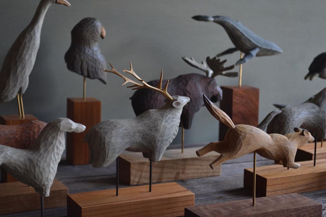 Formidable Wood Carved Sculptures Of Wildlife Animals In Miniature By Tomohiro Suzuki (23)