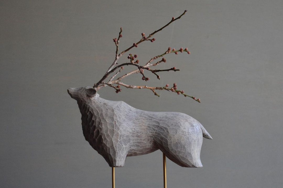 Formidable Wood Carved Sculptures Of Wildlife Animals In Miniature By Tomohiro Suzuki (8)