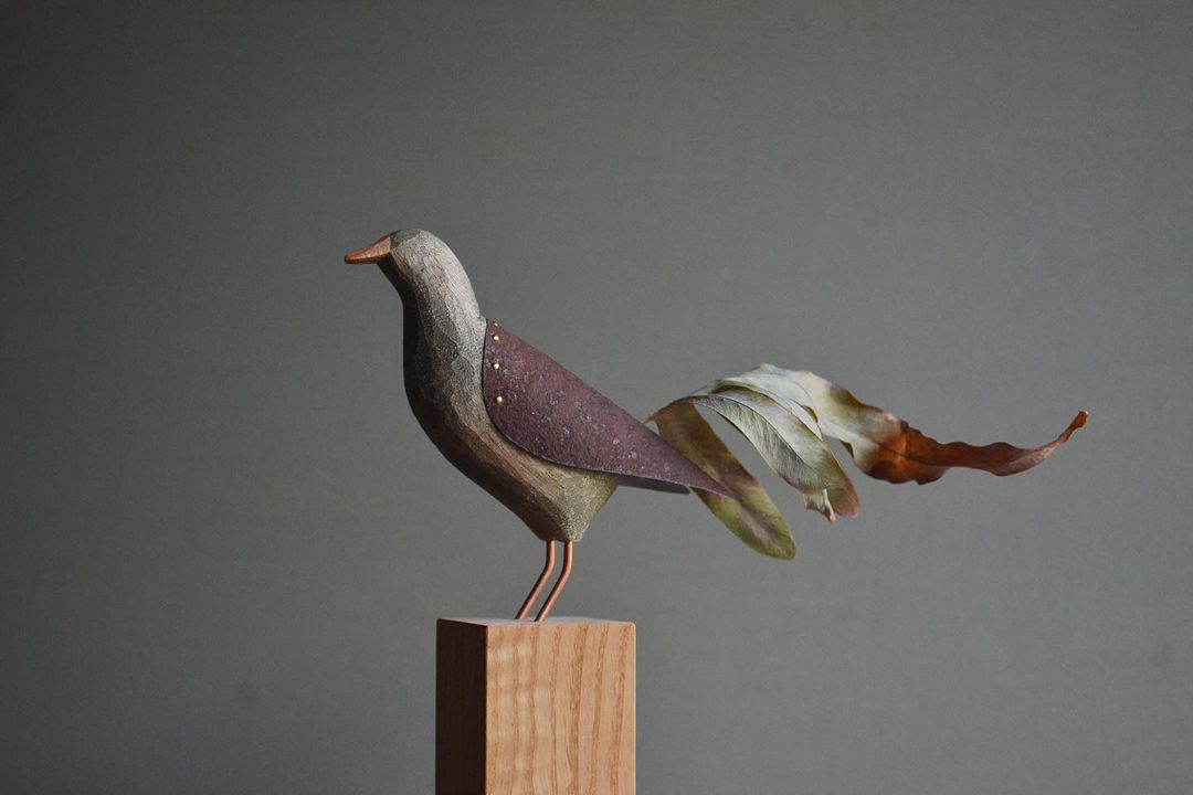 Formidable Wood Carved Sculptures Of Wildlife Animals In Miniature By Tomohiro Suzuki (9)