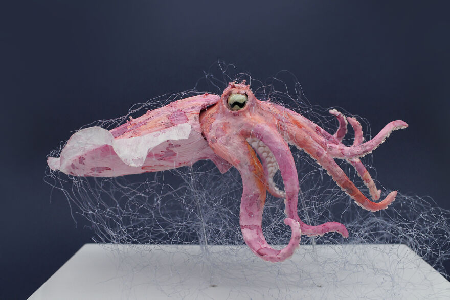 Ocean Pollution Realistic Paper Sculptures Of Animals Threatened By Pollution By Tina Kraus (7)