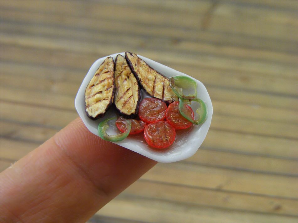 Whimsical Miniature Food Sculptures By Shay Aaron (17)