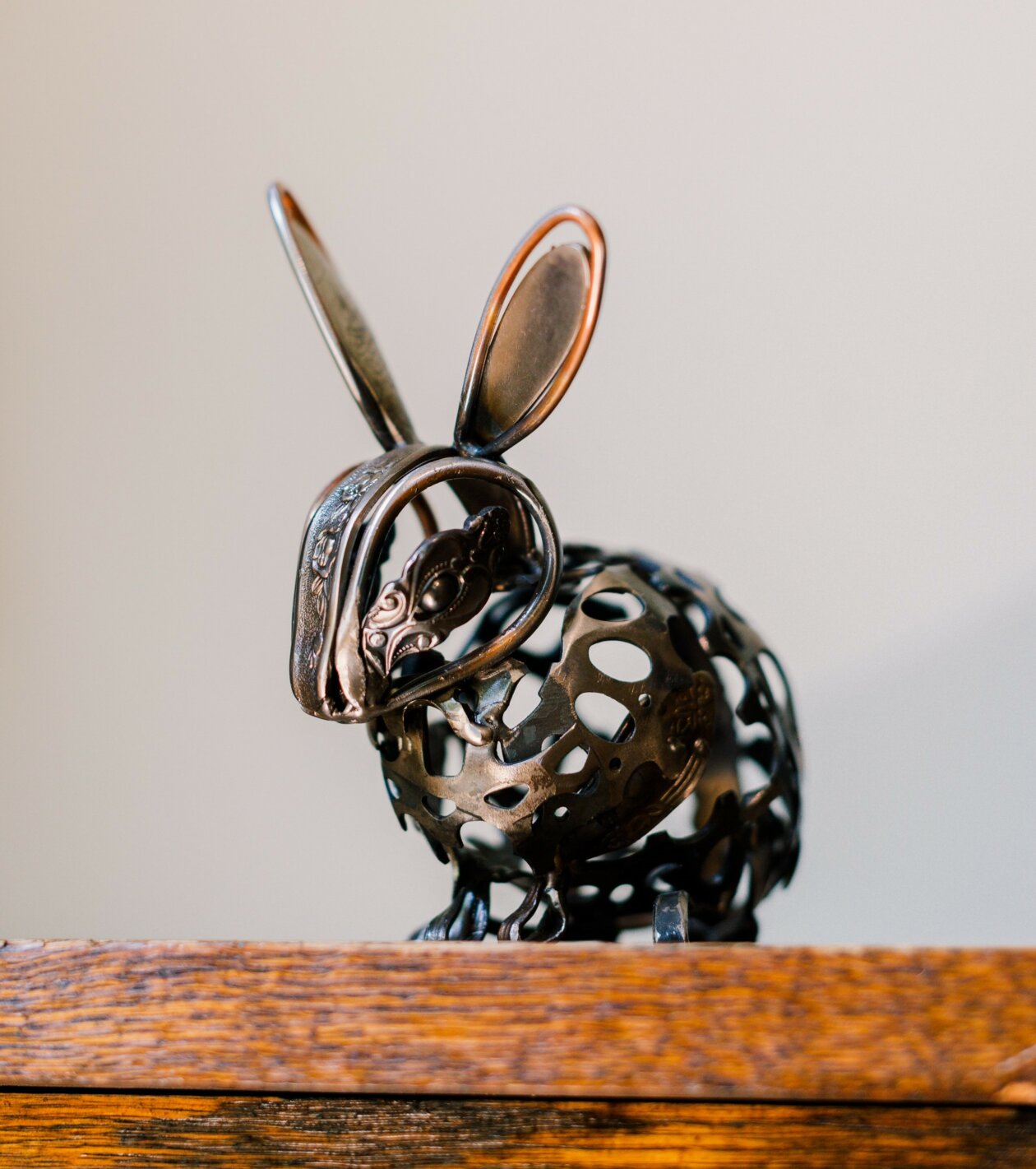 Smart Scrap Metal Sculptures Of Wild Animals By Leah Jeffery (7)