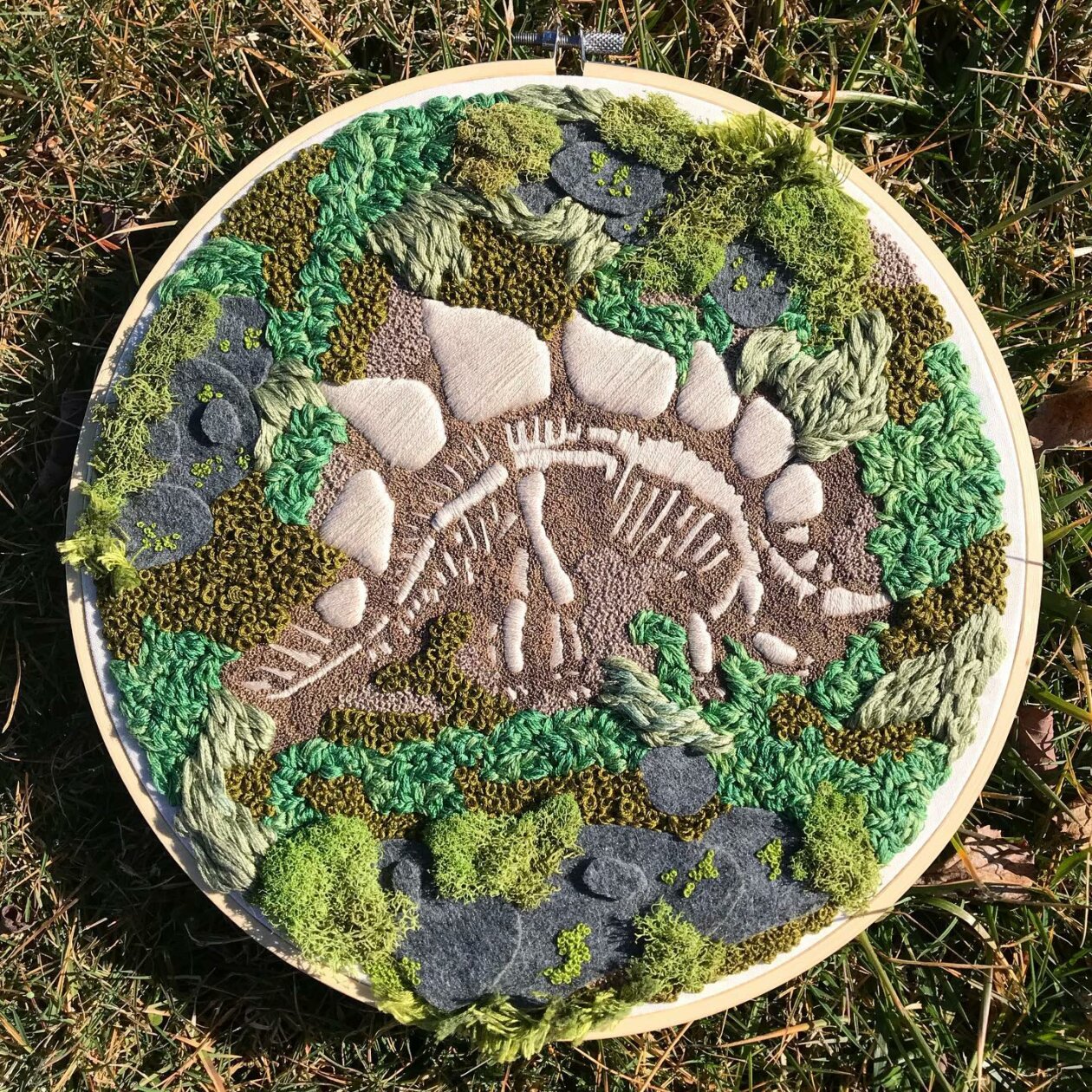 Embroidered Fossils, The Nature Inspired Embroidery Art Of Rachel Crisp (1)