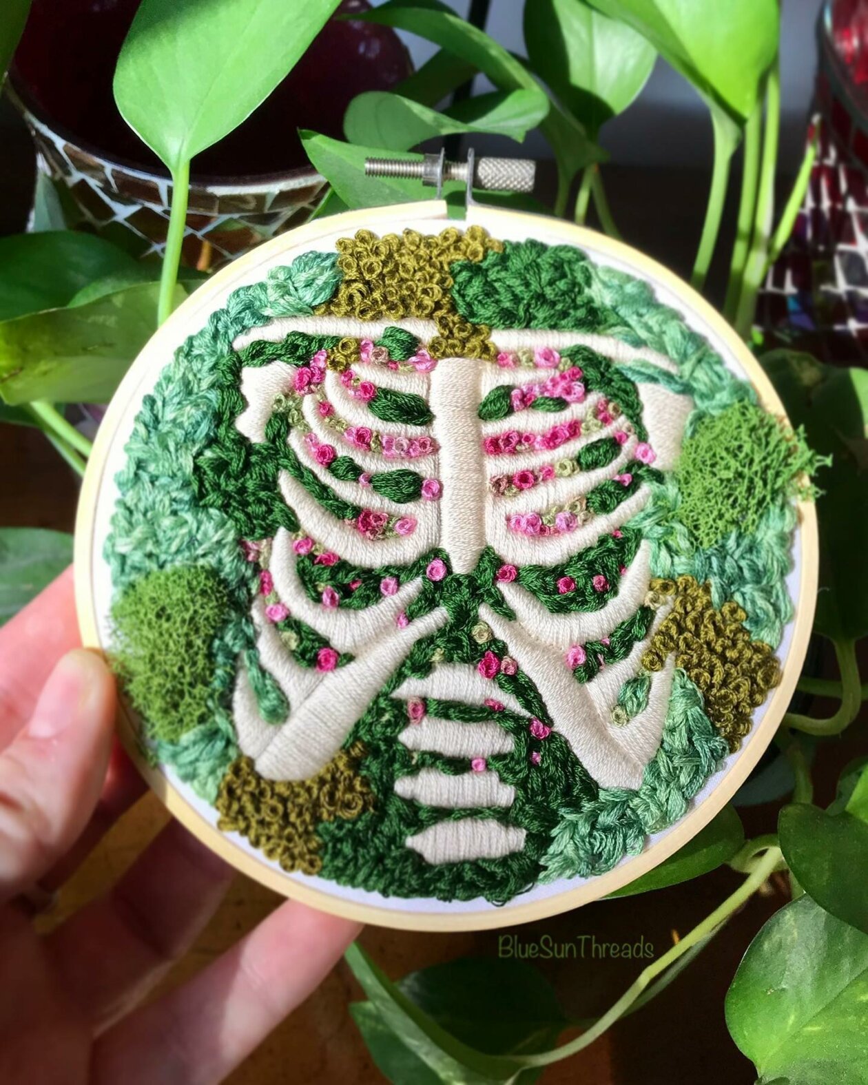 Embroidered Fossils, The Nature Inspired Embroidery Art Of Rachel Crisp (5)