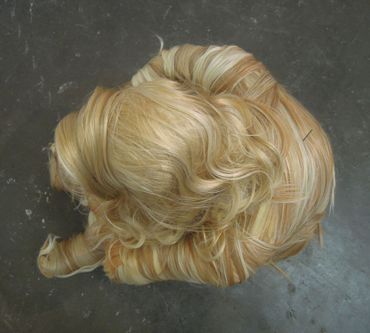 Hair People, Surreal And Poetic Figurative Sculptures By Lauren Carly Shaw (9)