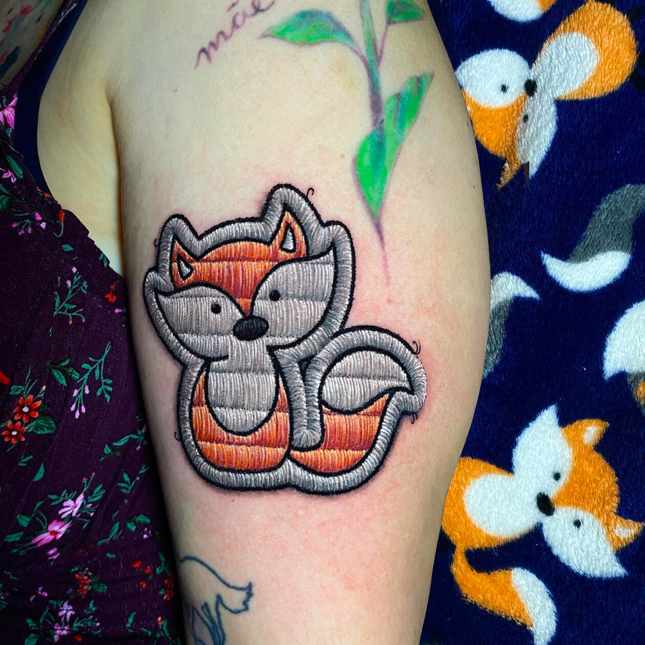 Hyper Realistic Embroidered Tattoos By Duda Lozano (24)
