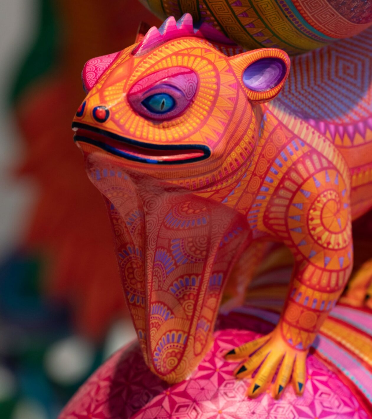 Multicolored Hand Carved Sculptures Inspired By Mexican Folk Art By Jacobo And Maria Angeles (9)