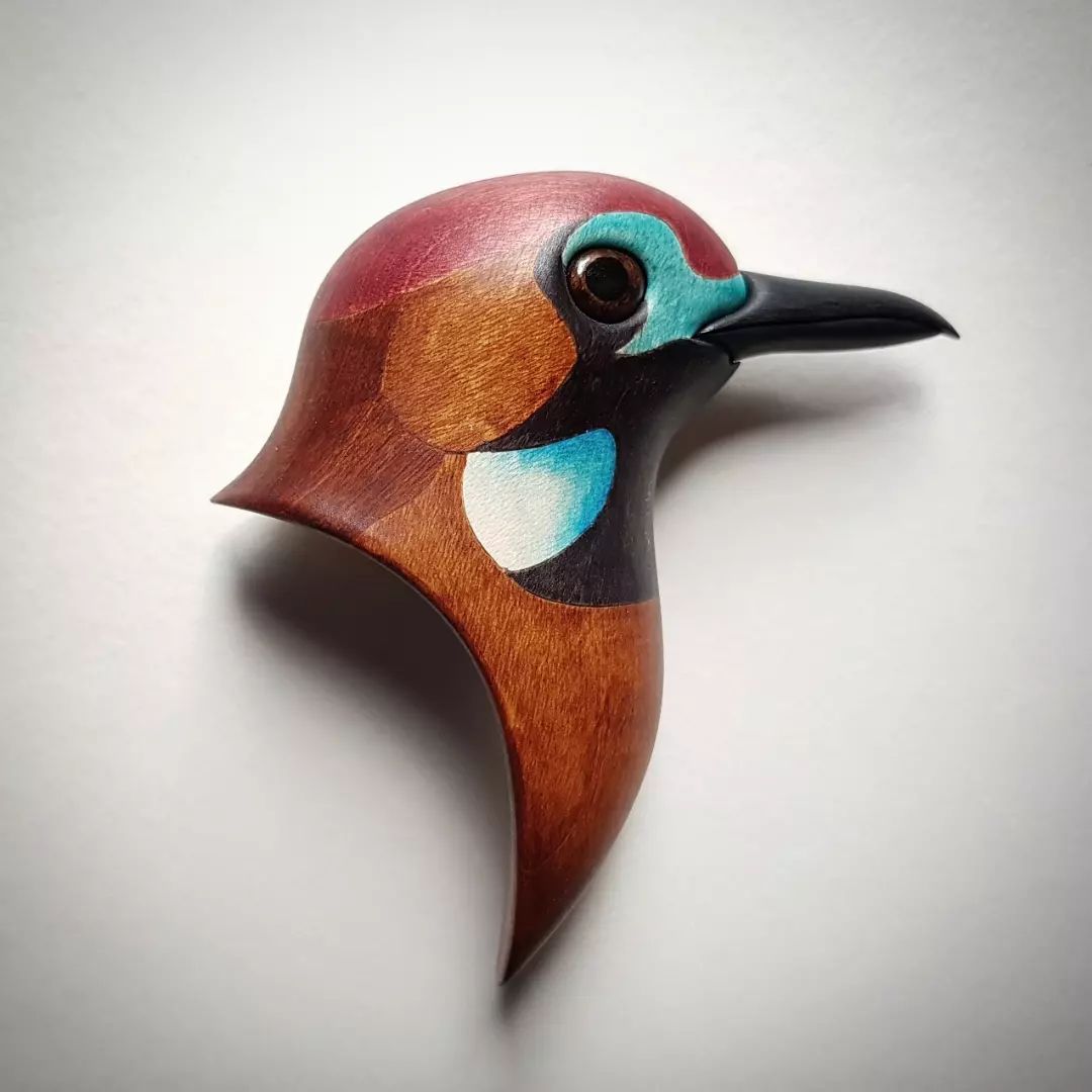 Realistic Wood Sculptures Of Bird Busts And Feathers By T.a.g. Smith (16)