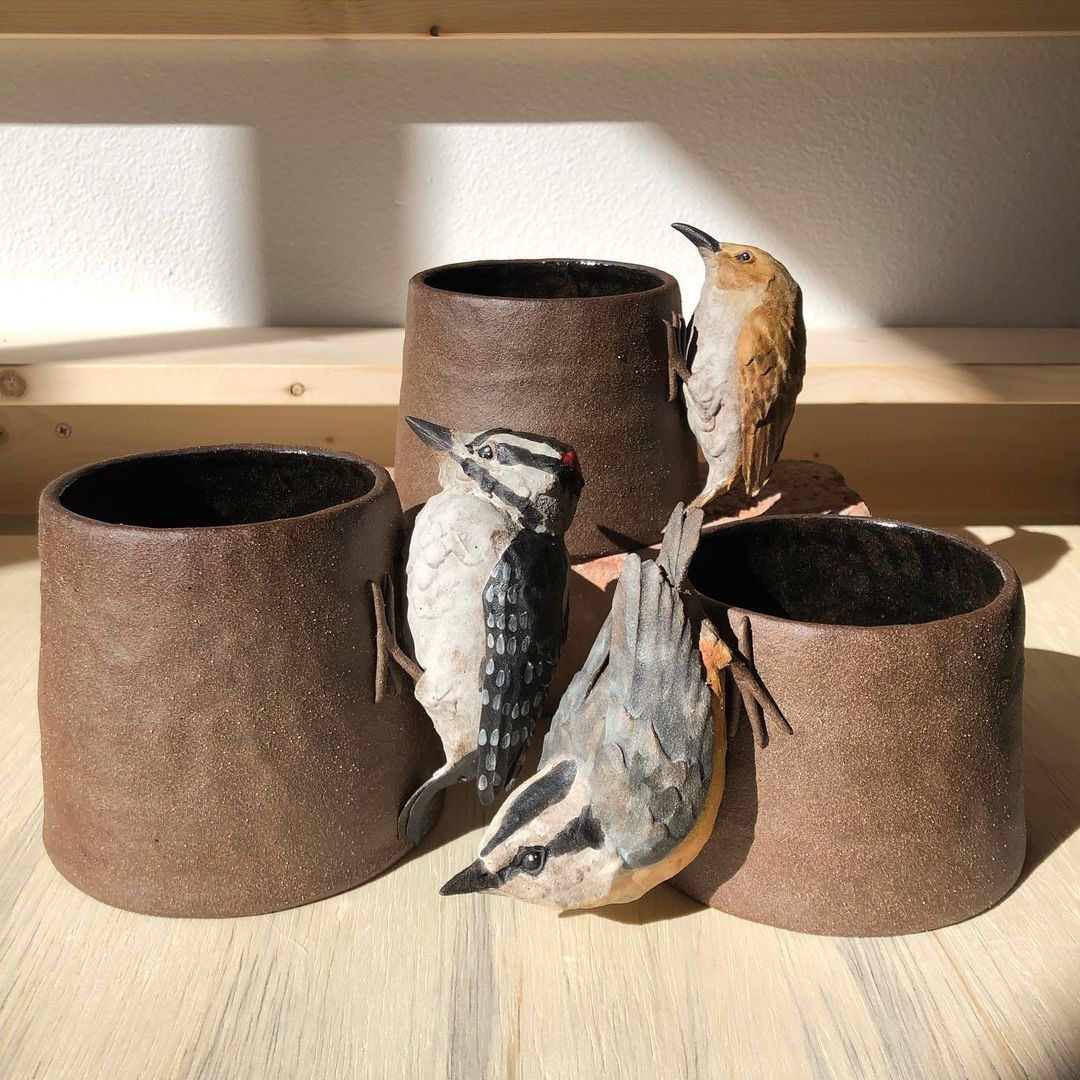 Ceramic Vases Ornate With Realistic Bird Sculptures By Sarah Conti (6)