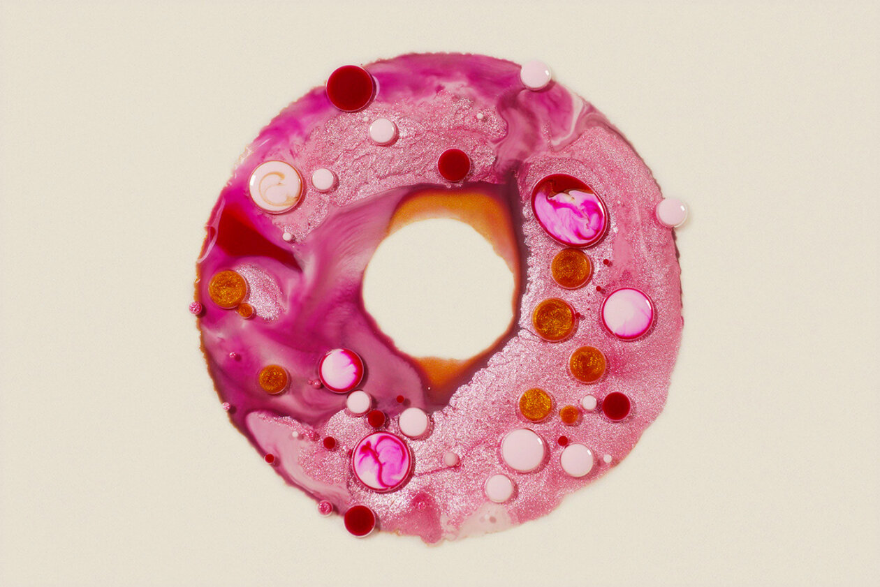 Donuts A Liquid Photography Series By Ruslan Khasanov (1)